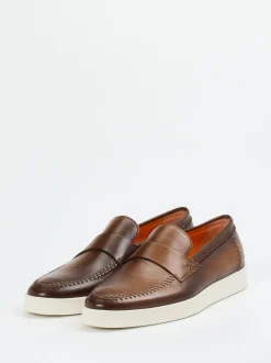 Santoni – Loafer aus Kalbleder in Mittelbraun