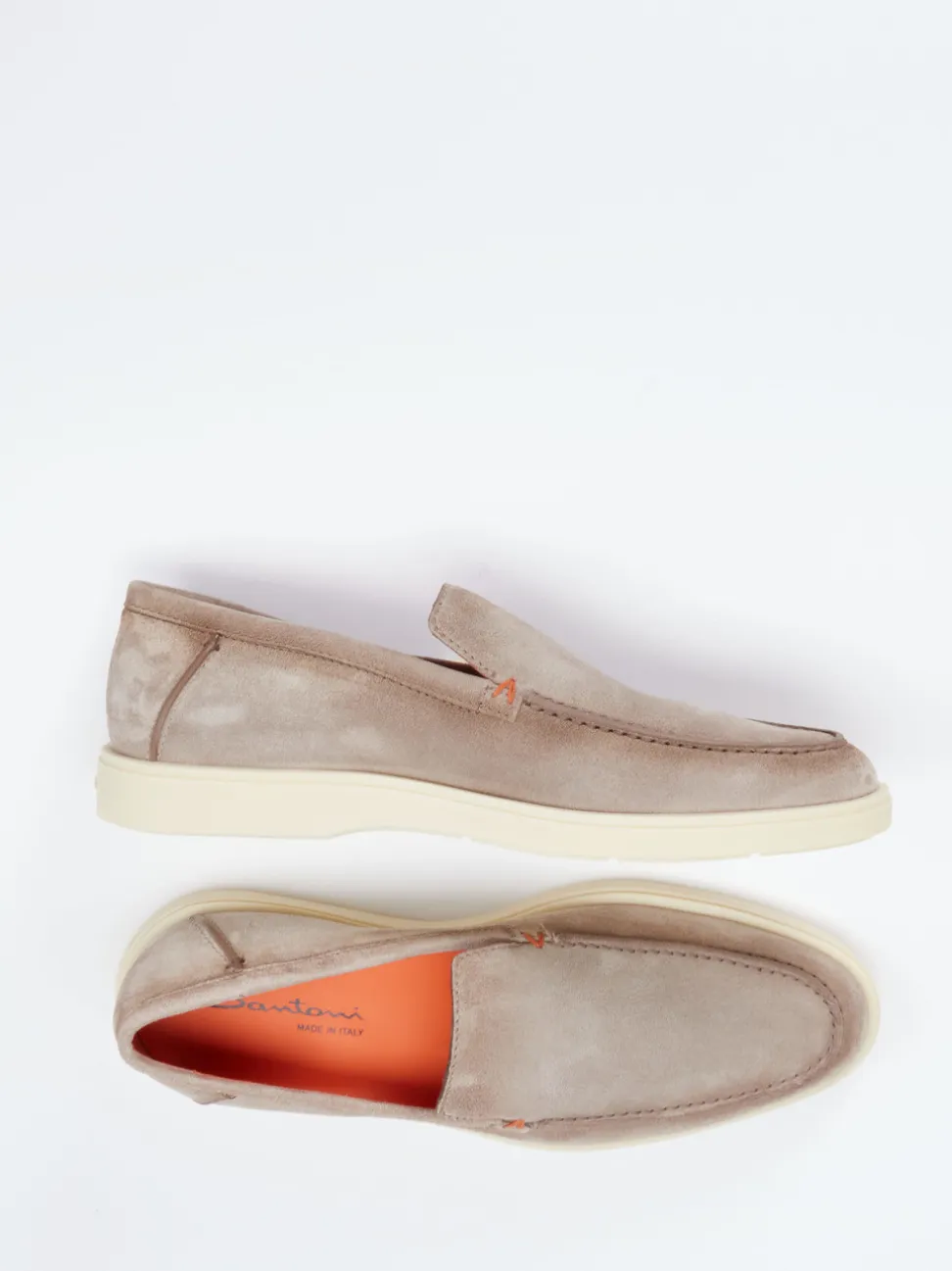 Santoni – Loafer aus Veloursleder in Taupe
