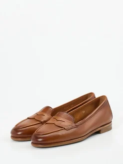 Santoni – Penny Loafer aus Kalbleder cognacbraun