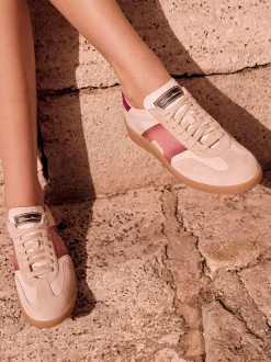 Santoni – Retro-Sneaker aus Veloursleder Beige