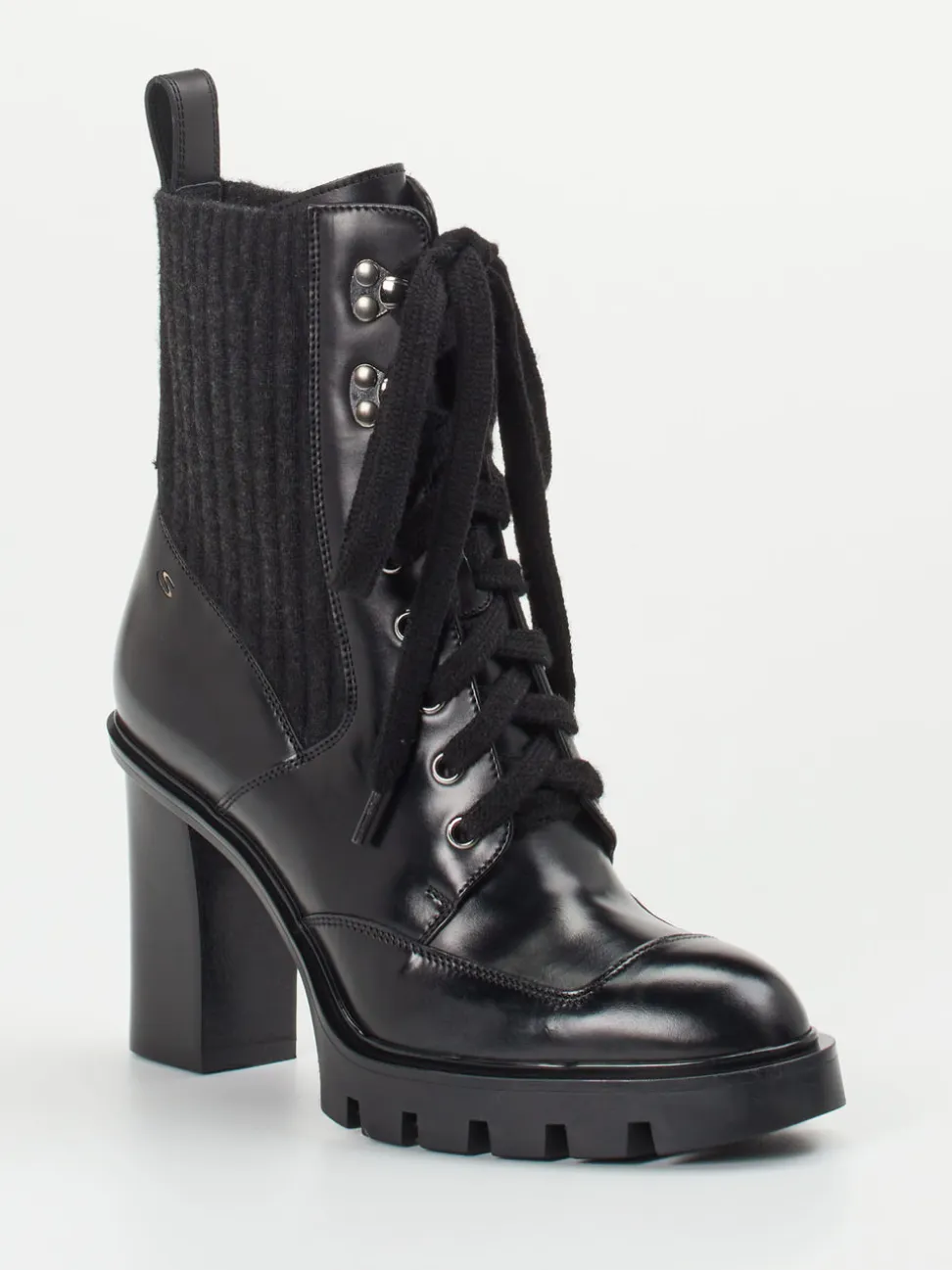 Santoni – Schnürstiefelette aus Hochglanzleder Schwarz
