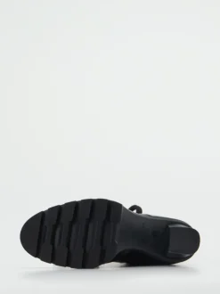 Santoni – Schnürstiefelette aus Hochglanzleder Schwarz