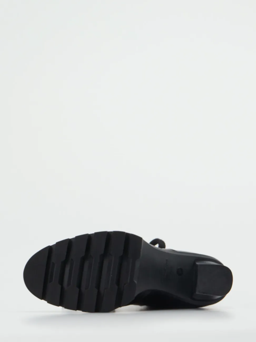 Santoni – Schnürstiefelette aus Hochglanzleder Schwarz
