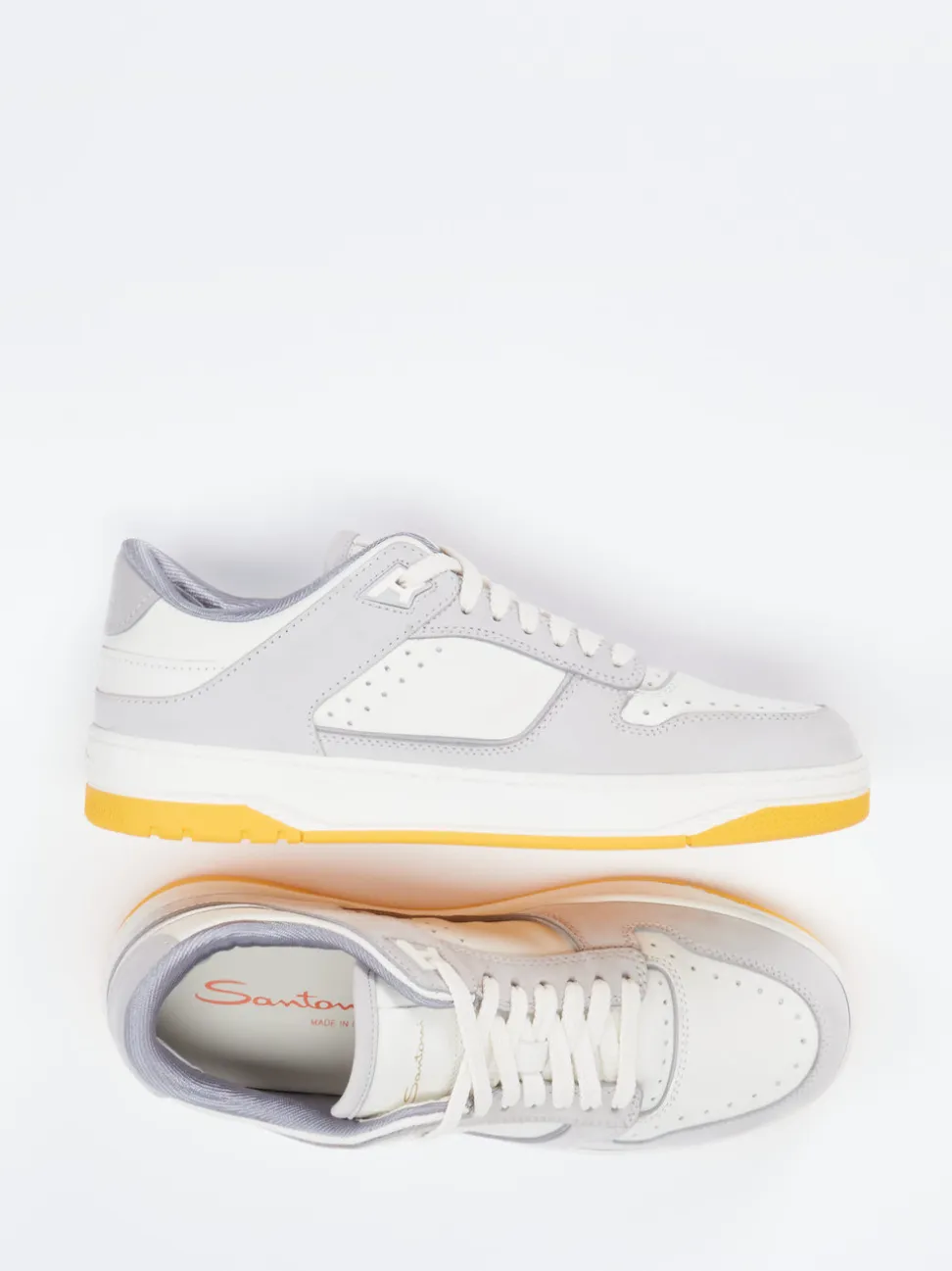 Santoni – Sneaker aus Kalbleder in Cremeweiß