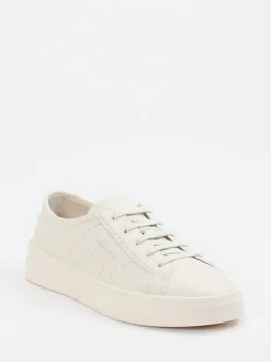 Santoni – Sneaker aus Kalbleder in Off-White