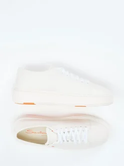 Santoni – Sneaker aus Lammleder in Cremeweiß