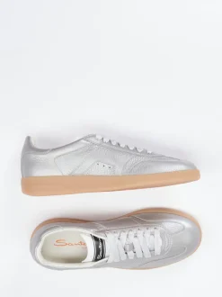 Santoni – Sneaker aus Metallicleder in Silber