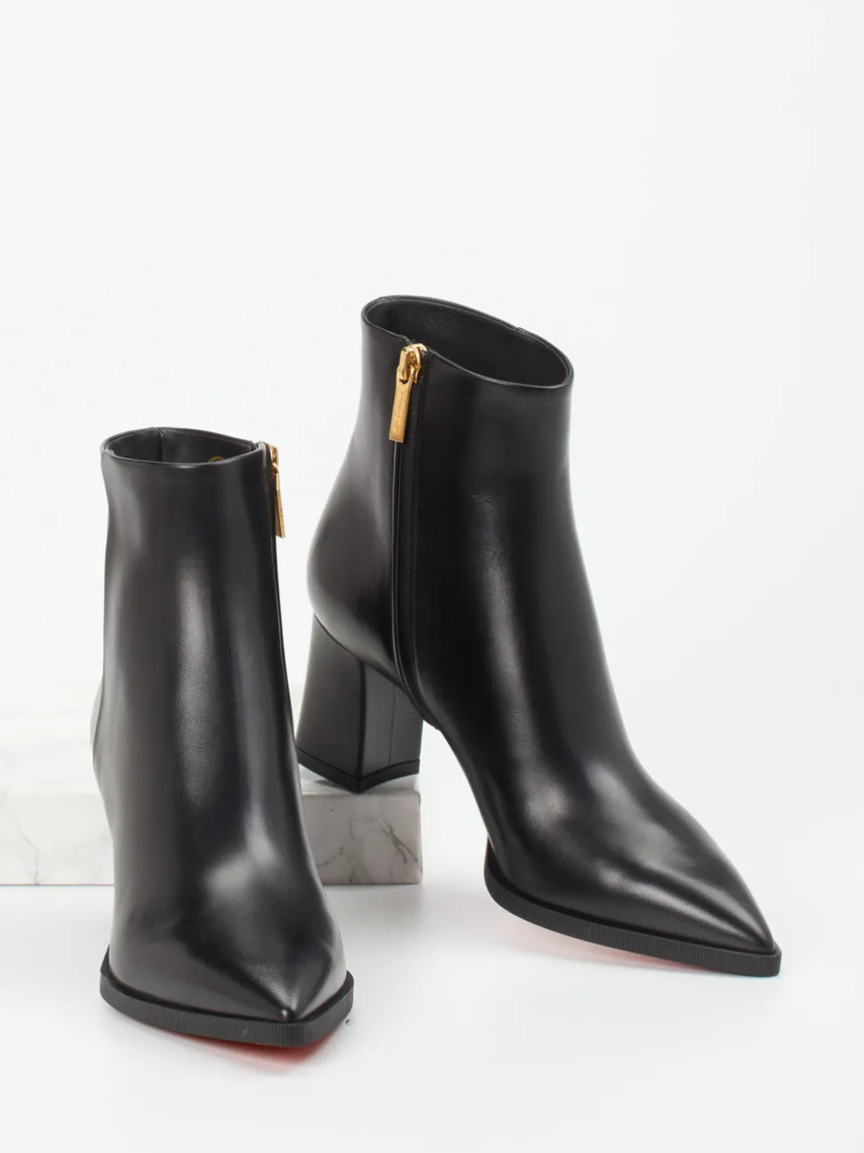 Santoni – Stiefeletten aus Kalbleder in Schwarz