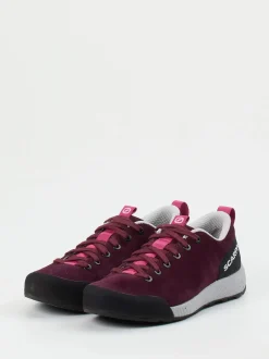 Scarpa – Approach-Schuhe aus Veloursleder brombeer