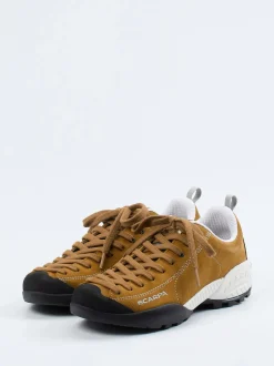 Scarpa – Approach-Schuhe aus Veloursleder cognacbraun