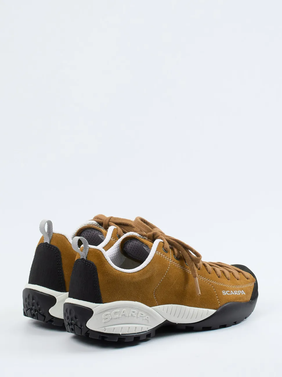 Scarpa – Approach-Schuhe aus Veloursleder cognacbraun