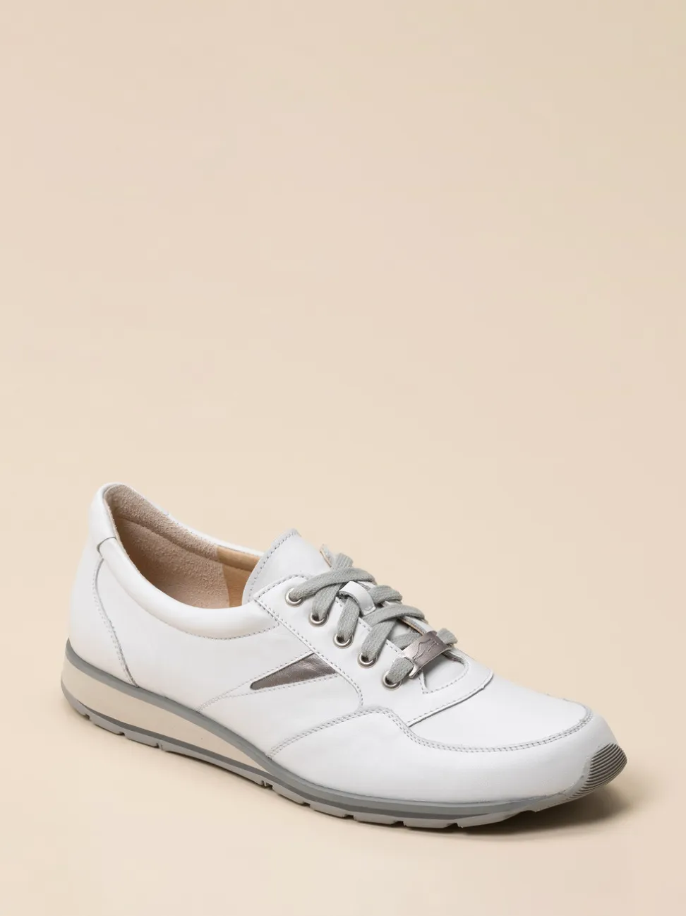 Schneider – Komfort-Sneaker aus Kalbleder weiß