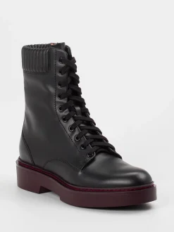 Schnürstiefelette