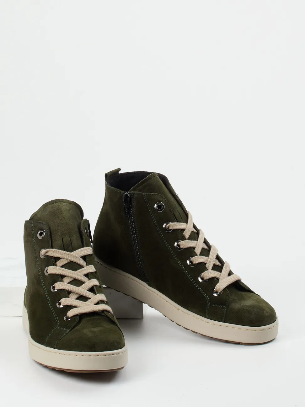 Semler – High-Top Schnürstiefelette aus Veloursleder grün