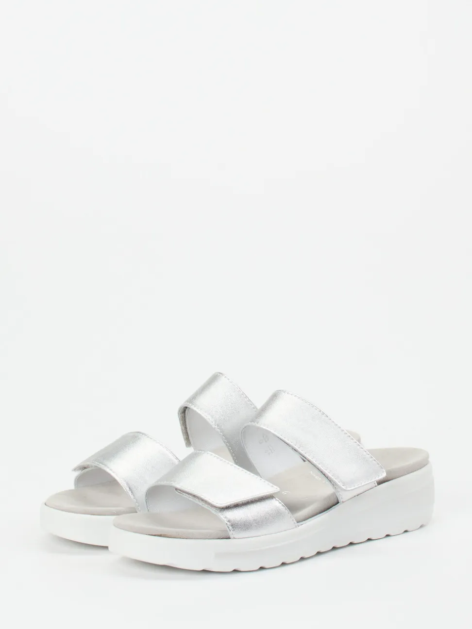 Semler – Komfort-Sandalen aus Metallicleder silberfarben
