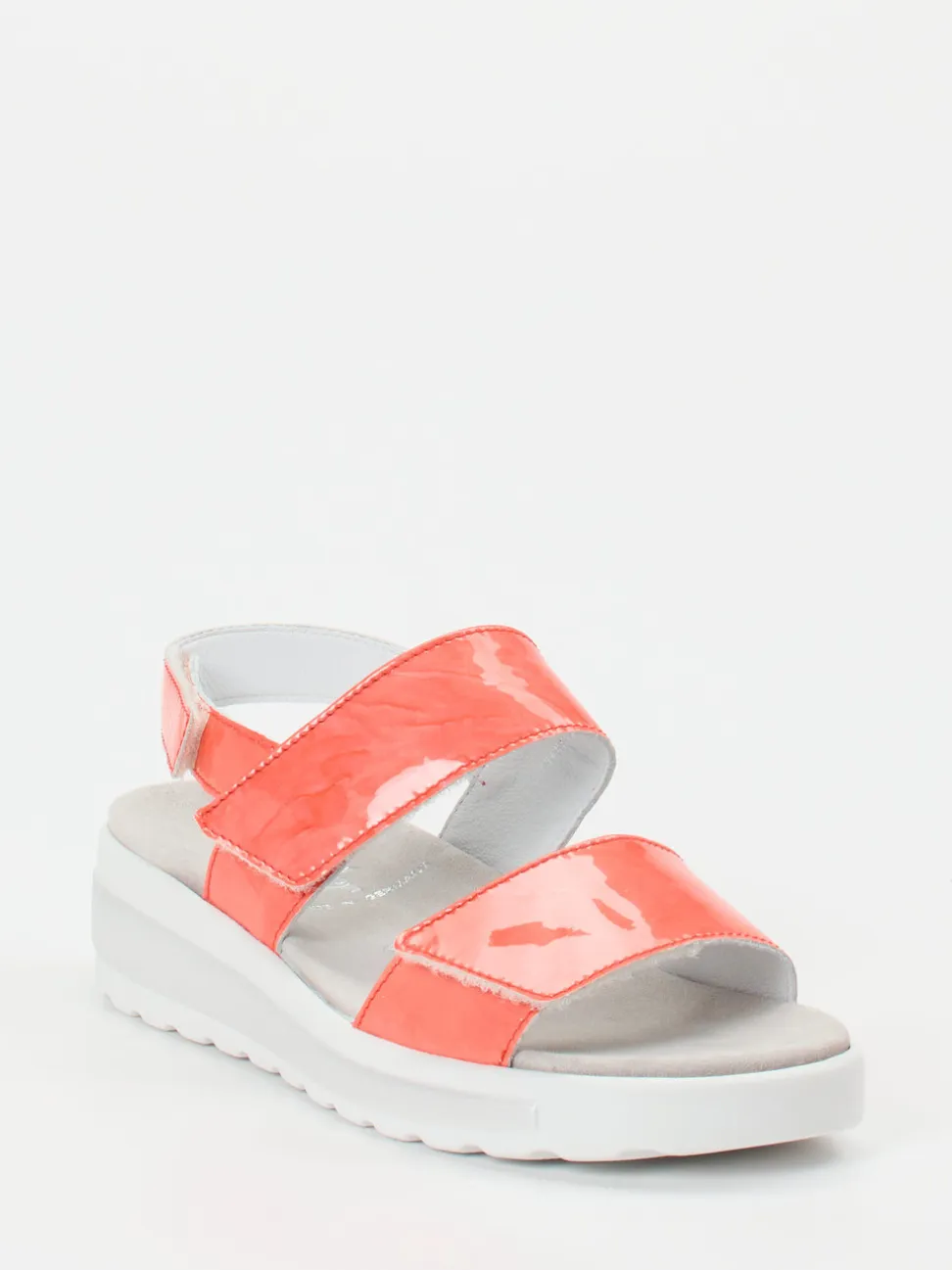 Semler – Sandalen aus Lackleder in Korallenrot
