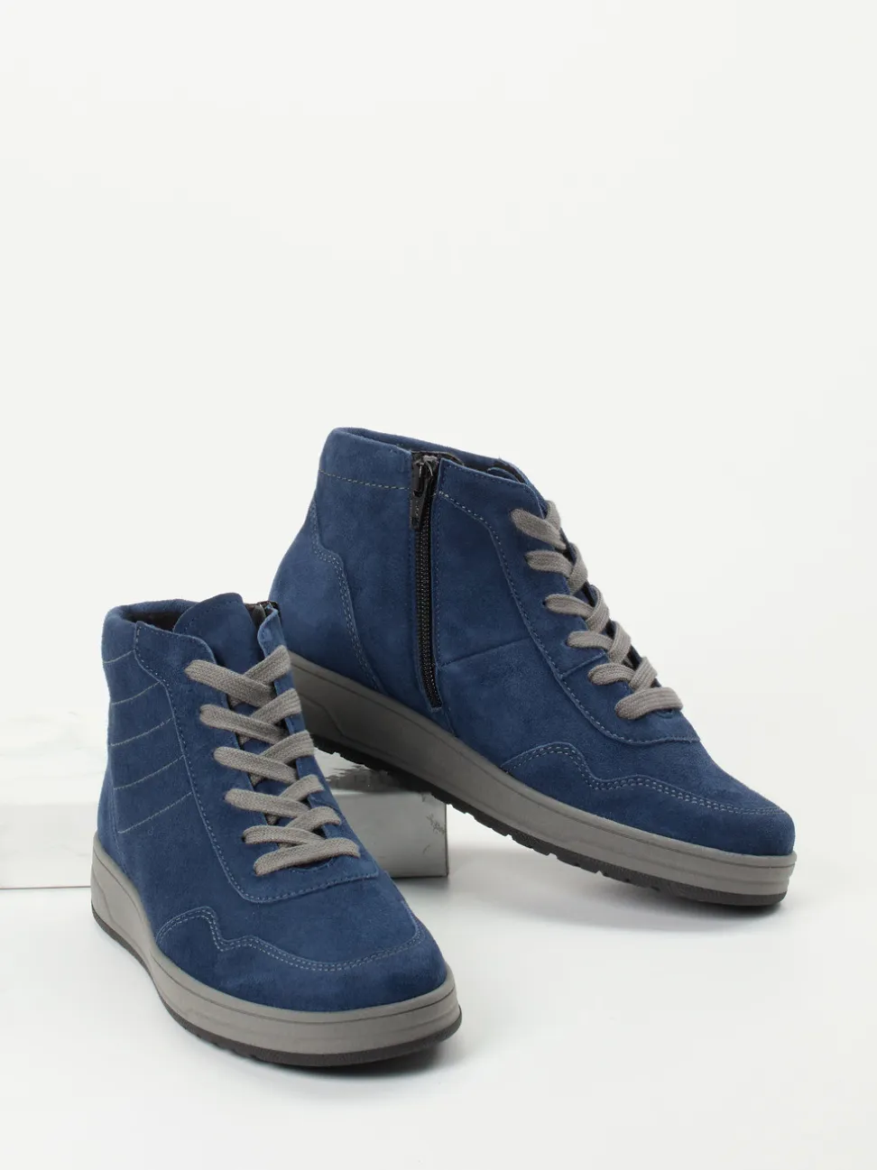 Semler – Schnürboots aus Nubukleder in Blau