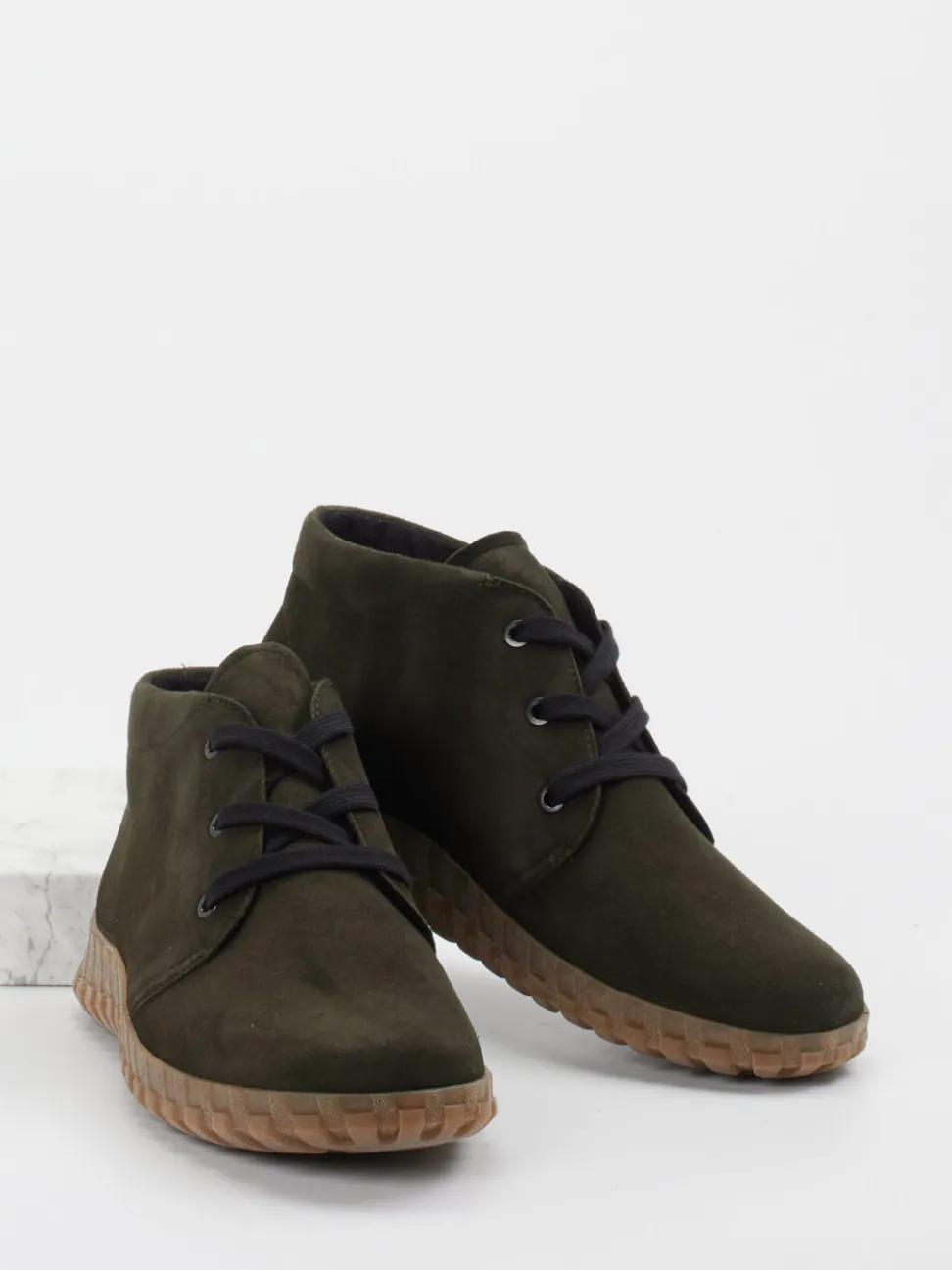 Semler – Schnürboots aus Veloursleder Olivgrün