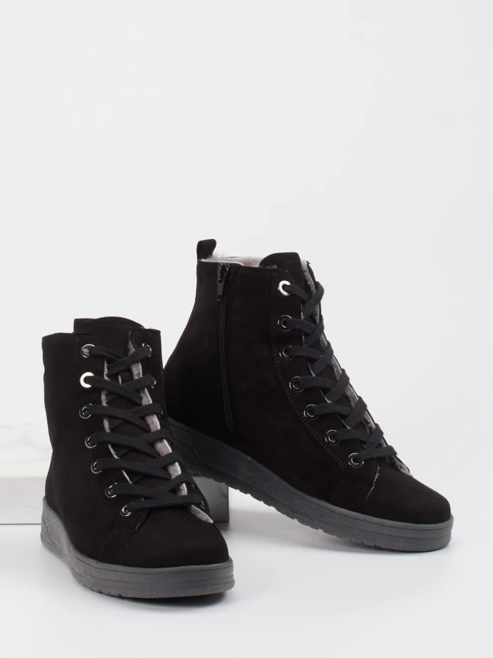 Semler – Schnürstiefelette aus Veloursleder schwarz