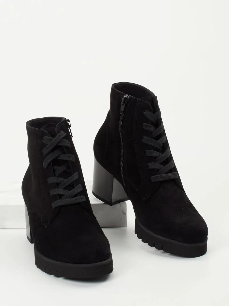 Semler – Schnürstiefelette aus Veloursleder Schwarz