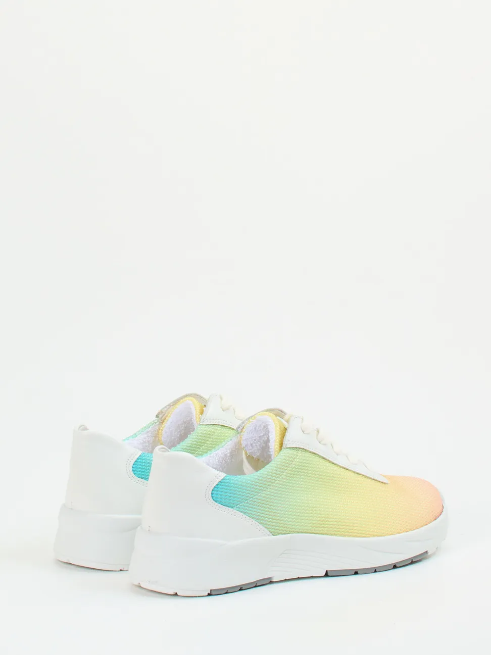 Semler – Sneaker aus Textil mit Pastellverlauf