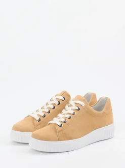 Semler – Sneaker aus Veloursleder in Beige