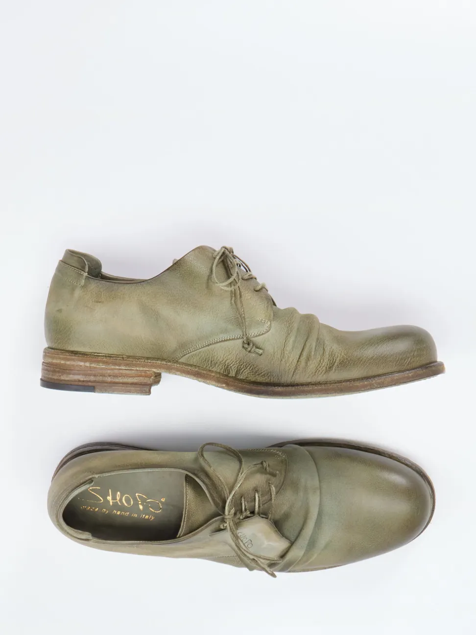 Shoto – Derby-Schnürschuh aus Büffelleder schlammgrün