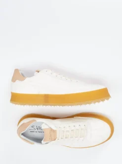 Shoto – Sneaker aus Büffelleder in Cremeweiß