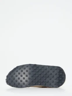 Shoto – Sneaker aus Känguruleder in Offwhite