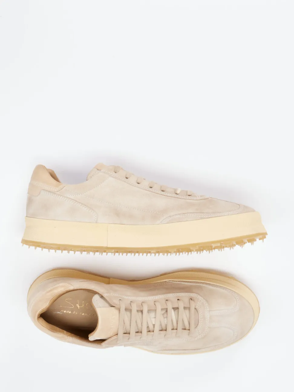 Shoto – Sneaker aus Veloursleder Beige