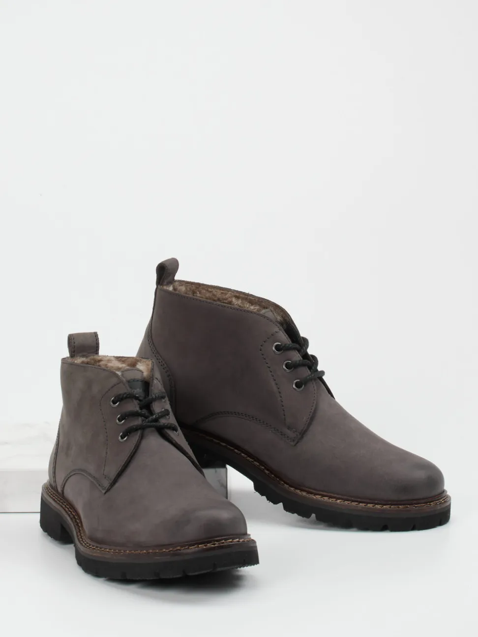 Sioux – Schnürboots aus Nubukleder Anthrazit