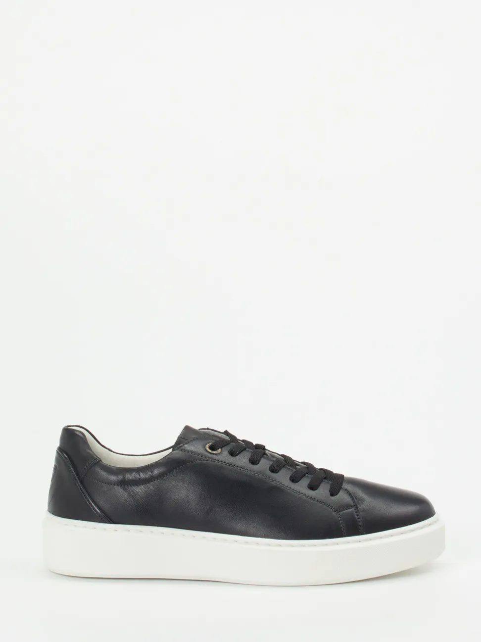 Sioux – Sneaker aus Kalbleder in Tiefschwarz