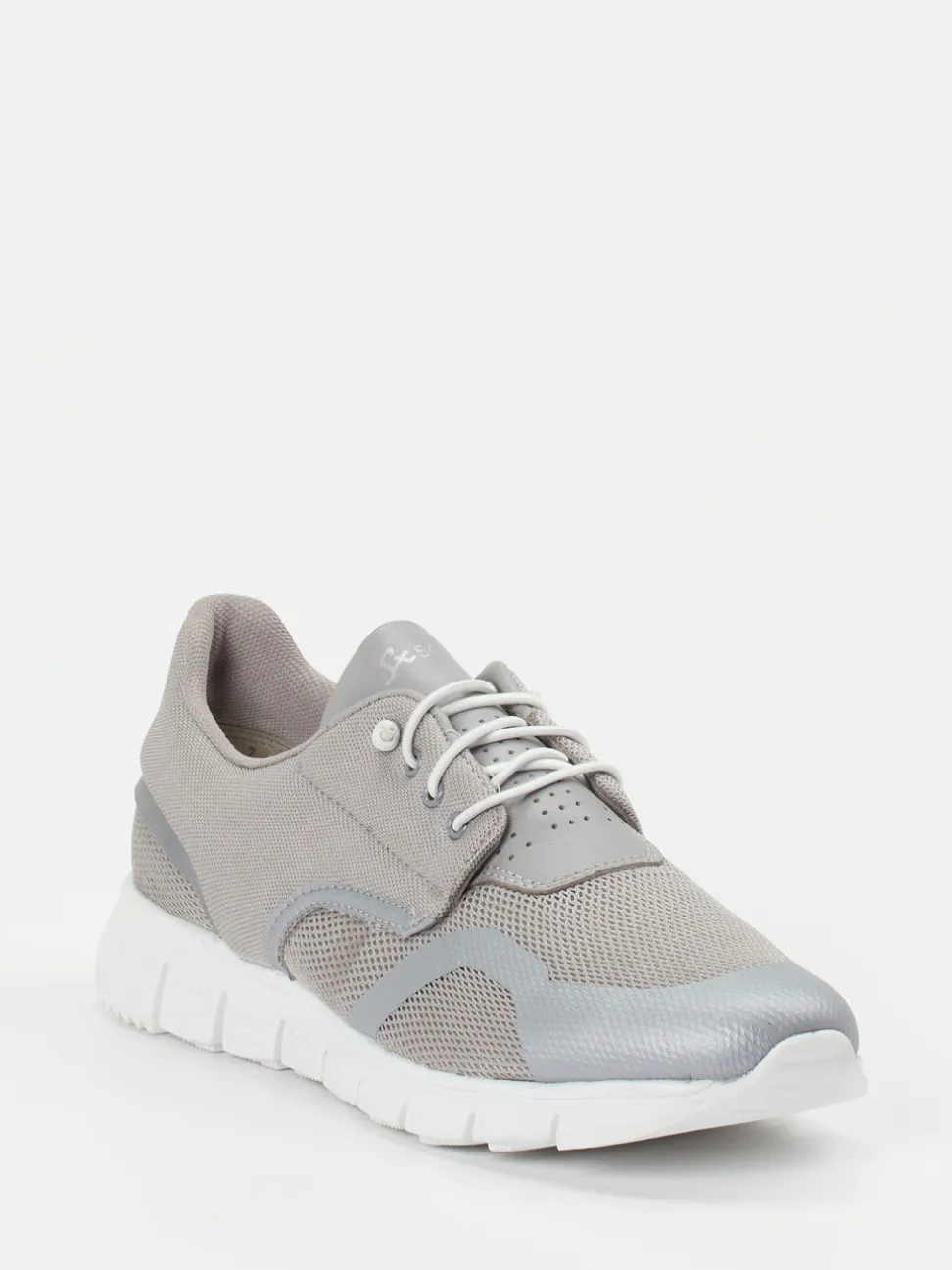 Sioux – Sneaker aus Textil in Hellgrau