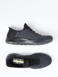 Skechers – Slip-On Sneaker aus gestricktem Textil schwarz