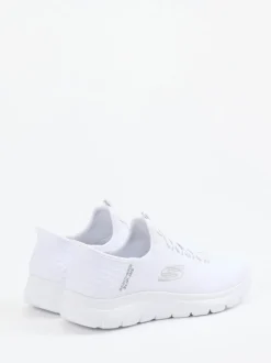 Skechers – Slip-On Sneaker aus Mesh-Textil weiß