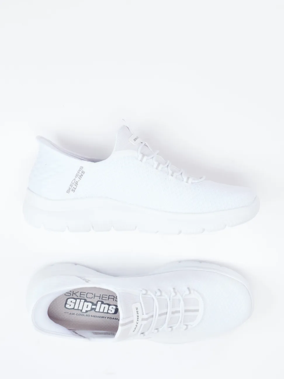 Skechers – Slip-On Sneaker aus Mesh-Textil weiß