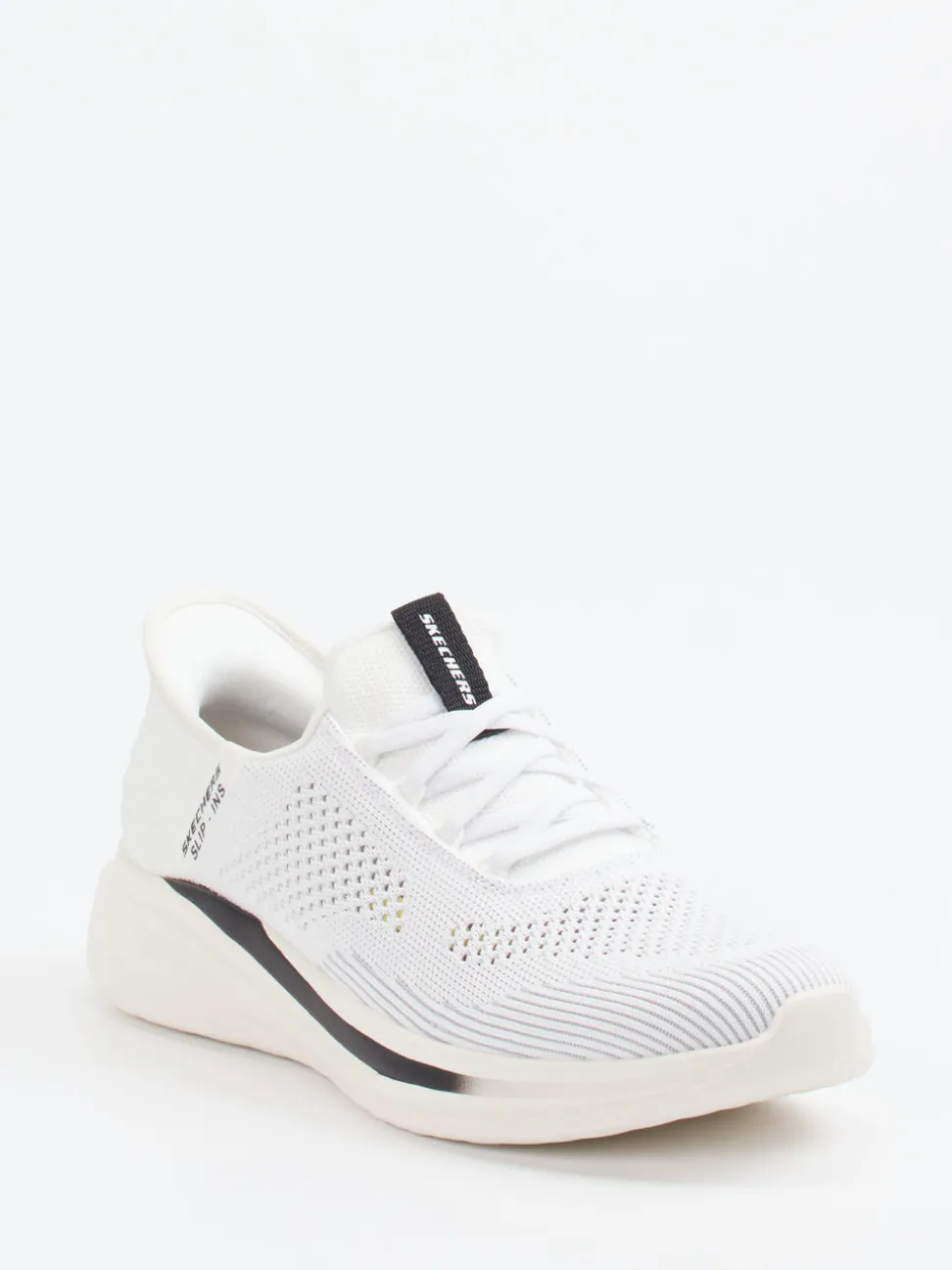 Skechers – Slip-On Sneaker aus Textil Weiß