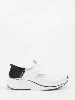 Skechers – Slip-On Sneaker aus gestricktem Textil weiß