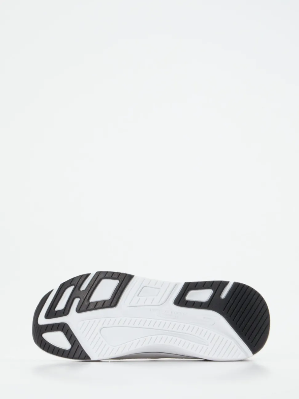 Skechers – Slip-On Sneaker aus gestricktem Textil weiß