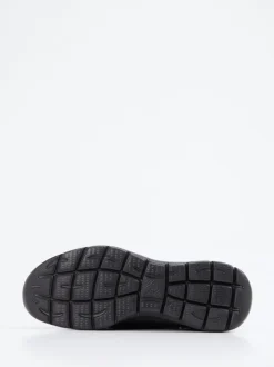 Skechers – Slip-On Sneaker aus Mesh in Schwarz