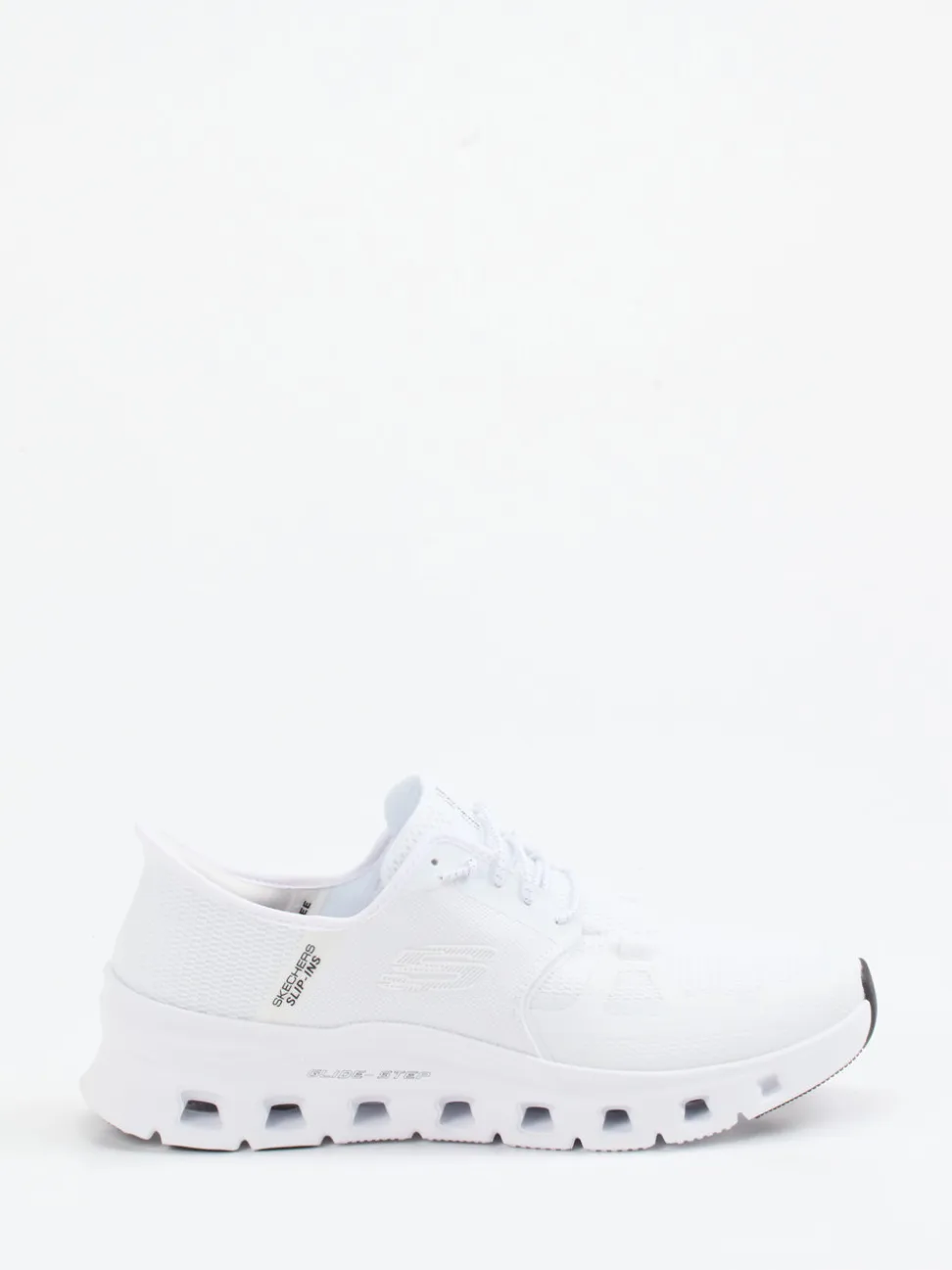 Skechers – Slip-On Sneaker aus Mesh in Weiß