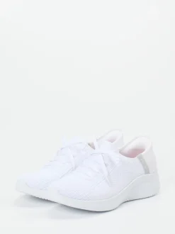 Skechers – Slip-On Sneaker aus Textil in Weiß