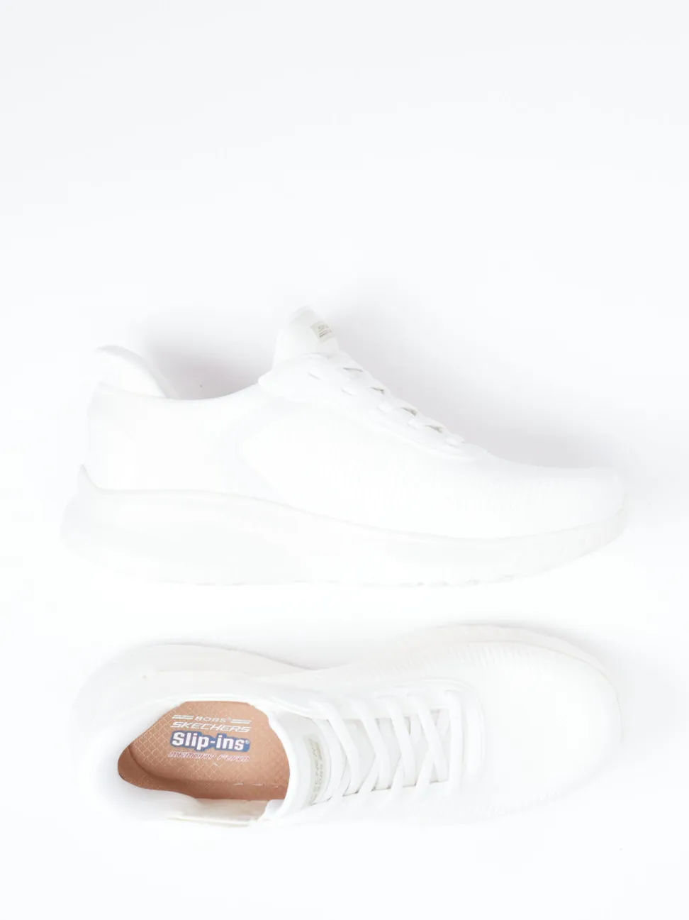 Skechers – Slip-On Sneaker aus Textil in Offwhite