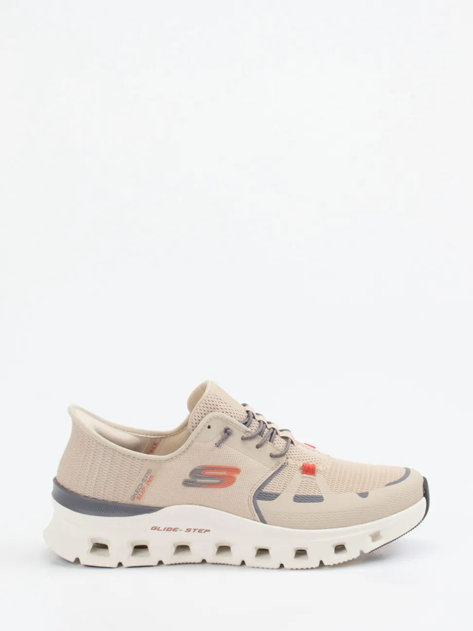 Skechers – Slip-On-Sneaker aus Mesh in Sandbeige