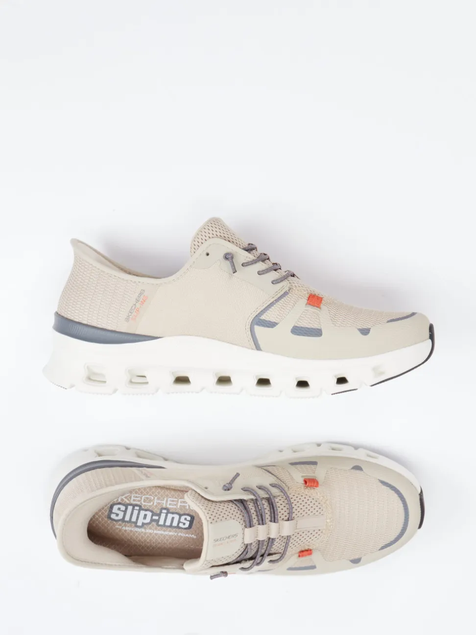 Skechers – Slip-On-Sneaker aus Mesh in Sandbeige
