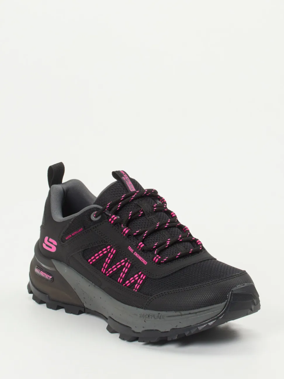 Skechers – Trail-Sneaker aus Textil in Schwarz