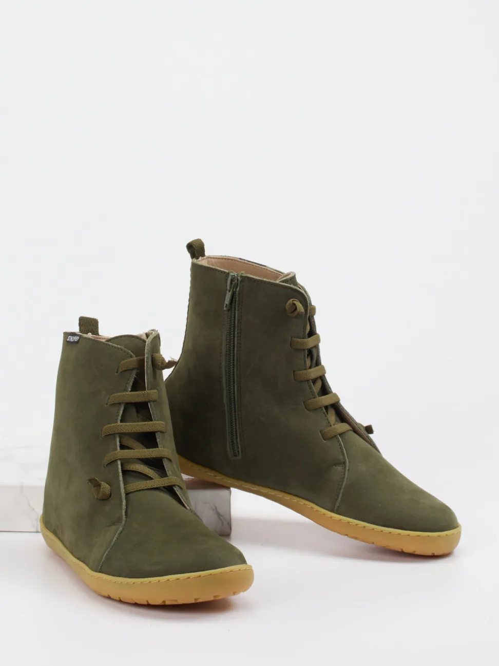 Snipe – Schnürboots aus Nubukleder olivgrün