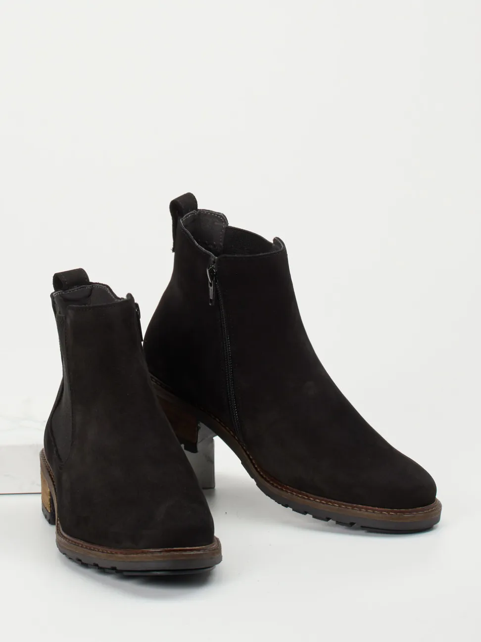 Solidus – Chelsea-Stiefelette aus Nubukleder schwarz