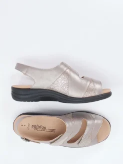 Solidus – Komfortsandale aus Metallicleder beige