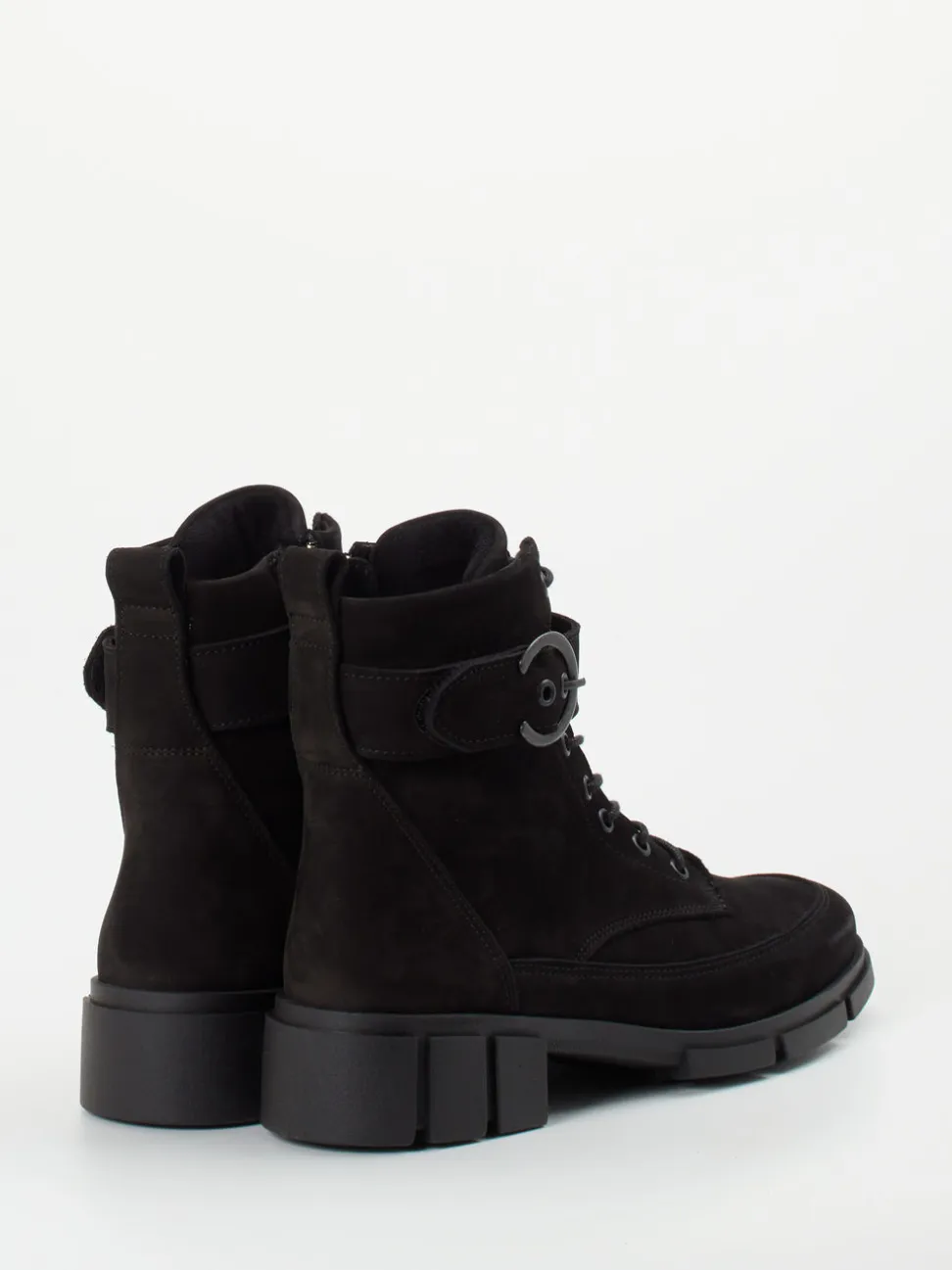 Solidus – Schnürboots aus Nubukleder schwarz
